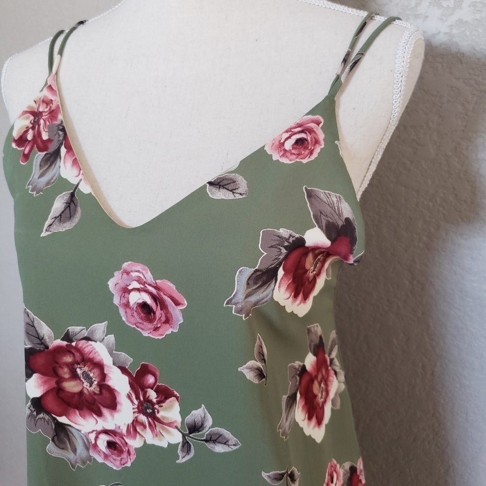 Lulus dress - Picture 2 of 6